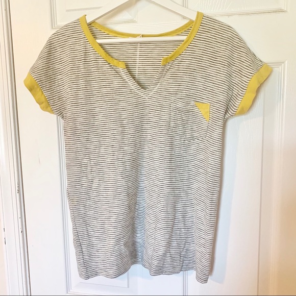 Hem & Thread T-shirt - Picture 1 of 3